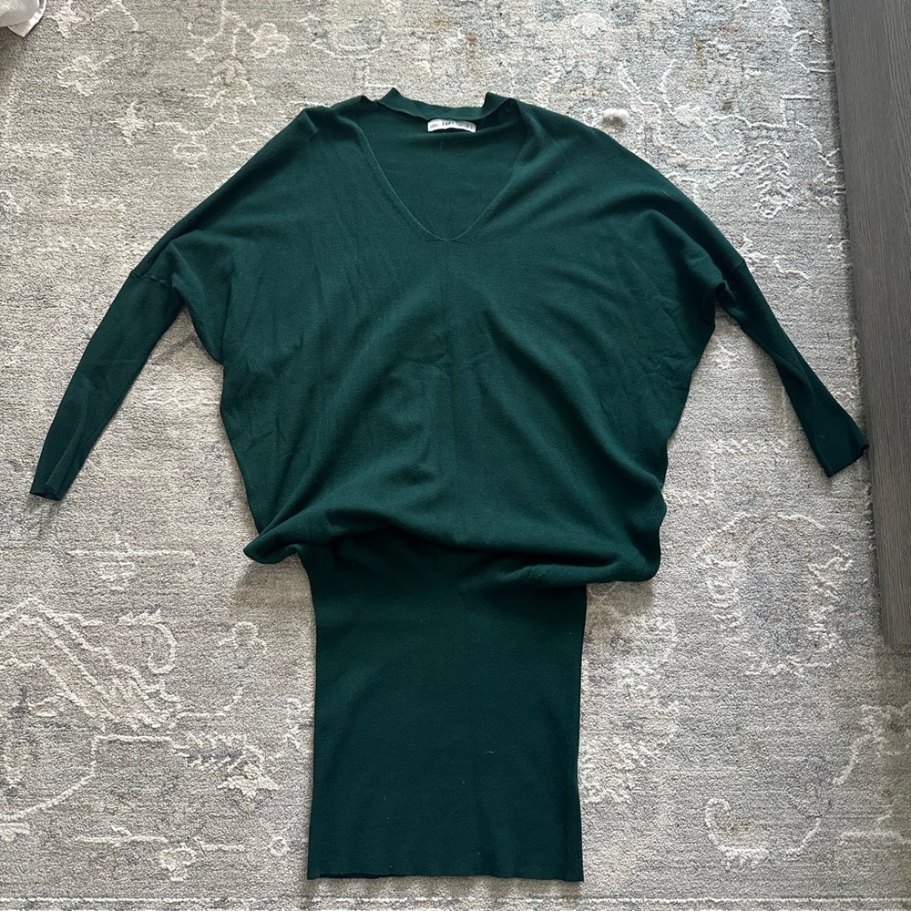 Zara Deep Forest Green V-Neck Sweater